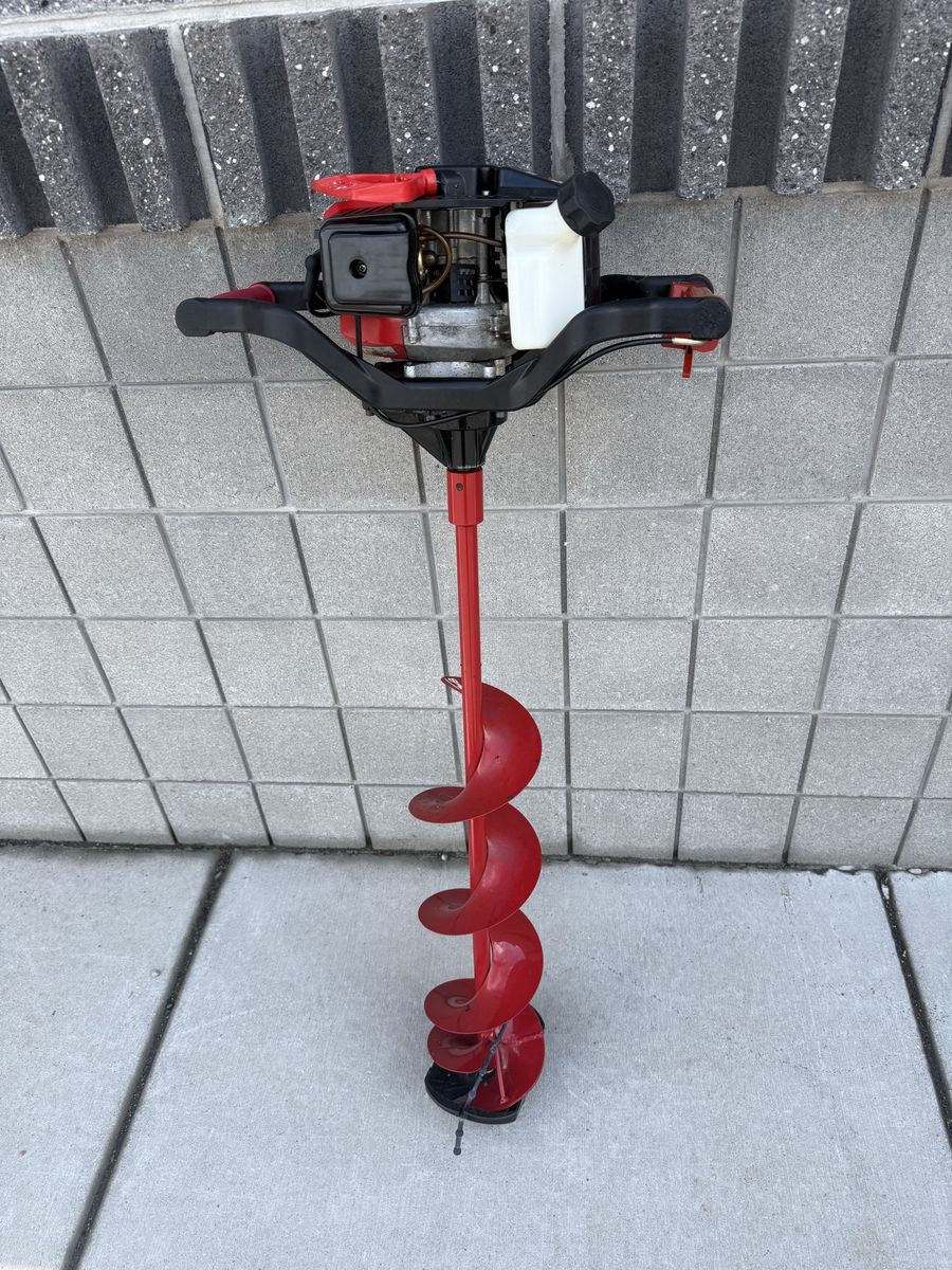 Eskimo Z51 Shark Ice Auger for Ice Fishing - Gas Powered - No Bag