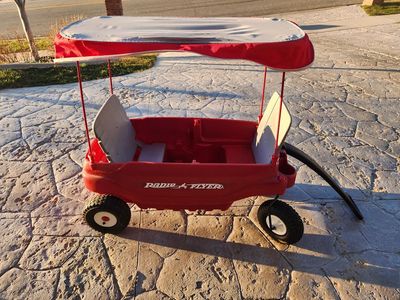 Radio Flyer Deluxe All-Terrain Family Wagon