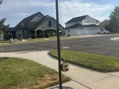 Tether ball