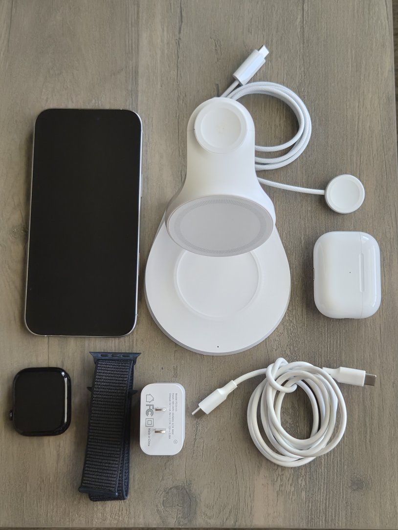 iPhone 16 Pro Max 512GB + Apple Watch Series 10 + AirPods Pro 2 Bundle