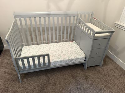 CRIB / Day Bed
