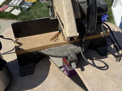 DeWalt 250mm 10" Power Miter Saw