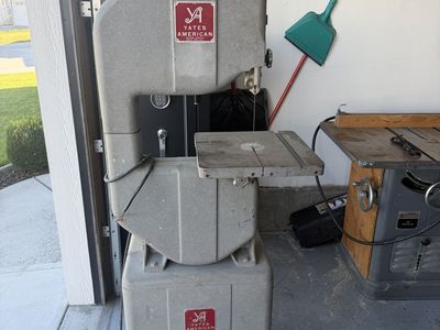 Yates American Heavy-Duty Industrial Bandsaw - Vintage Woodworking Machine