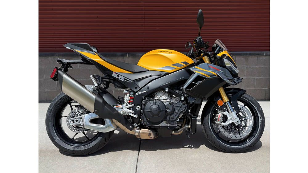 2027 Aprilia TUONO V4 1100  NO PREP month of July