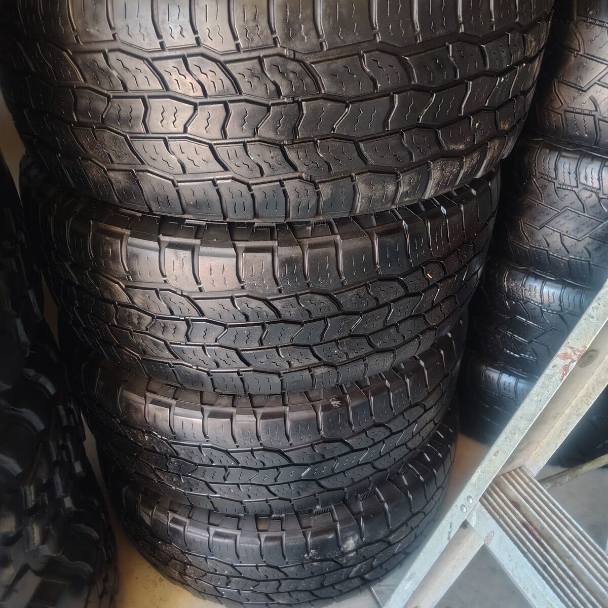 (4)LT275/55R20 Cooper Discover SXT