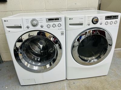 LG washer and dryer set