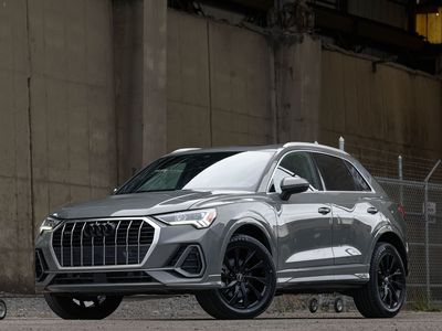 2024 Audi Q3 quattro S line Premium 45 TFSI