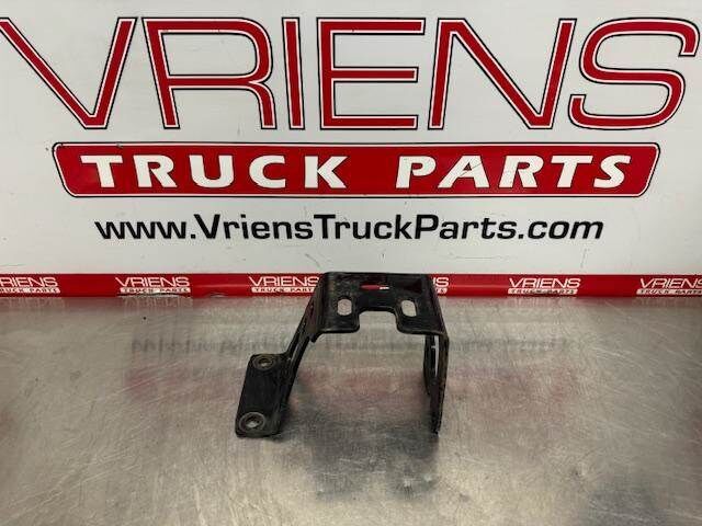 Volvo Left Bracket