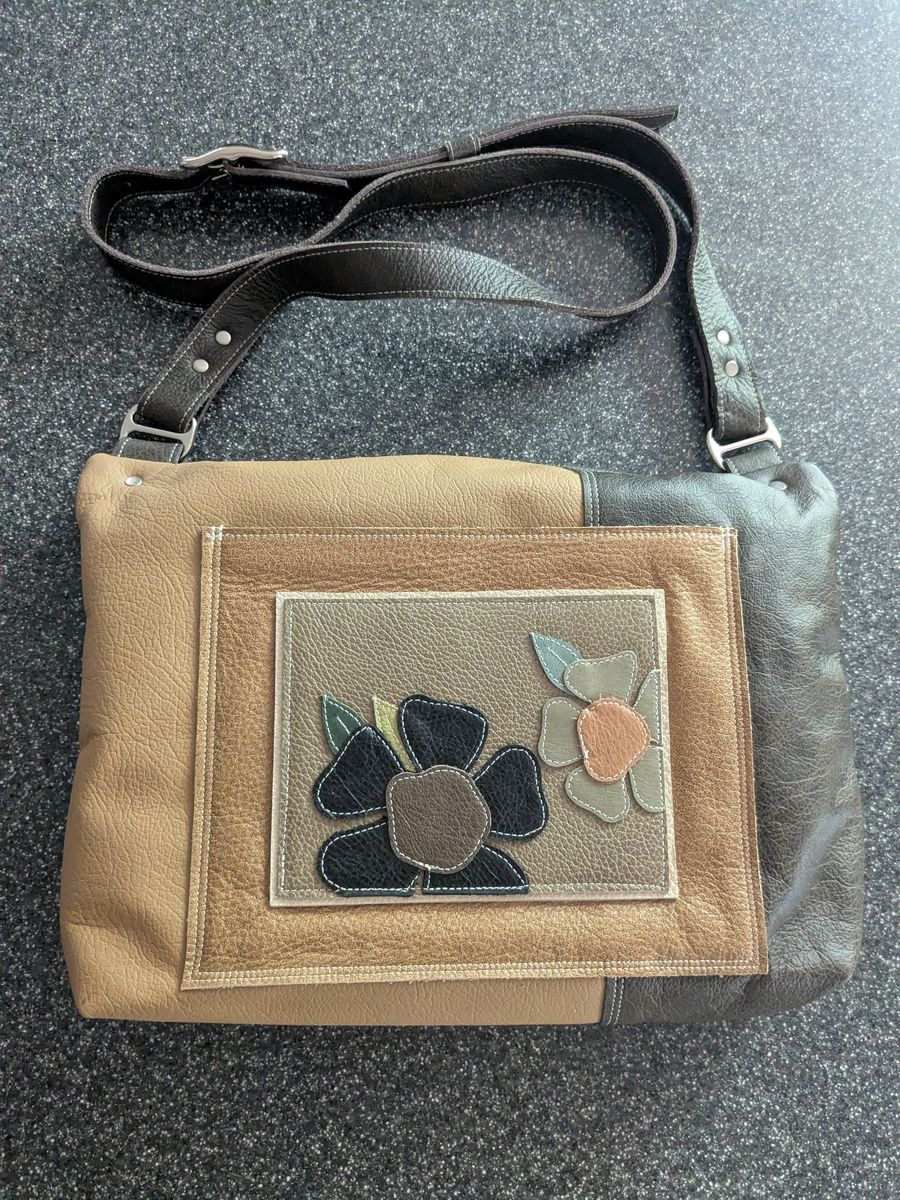 Handmade leather crossbody bag