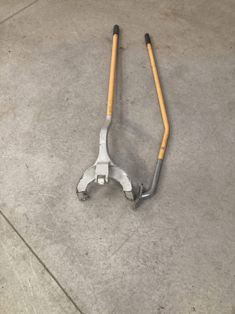 Semi Trie Changing Tools