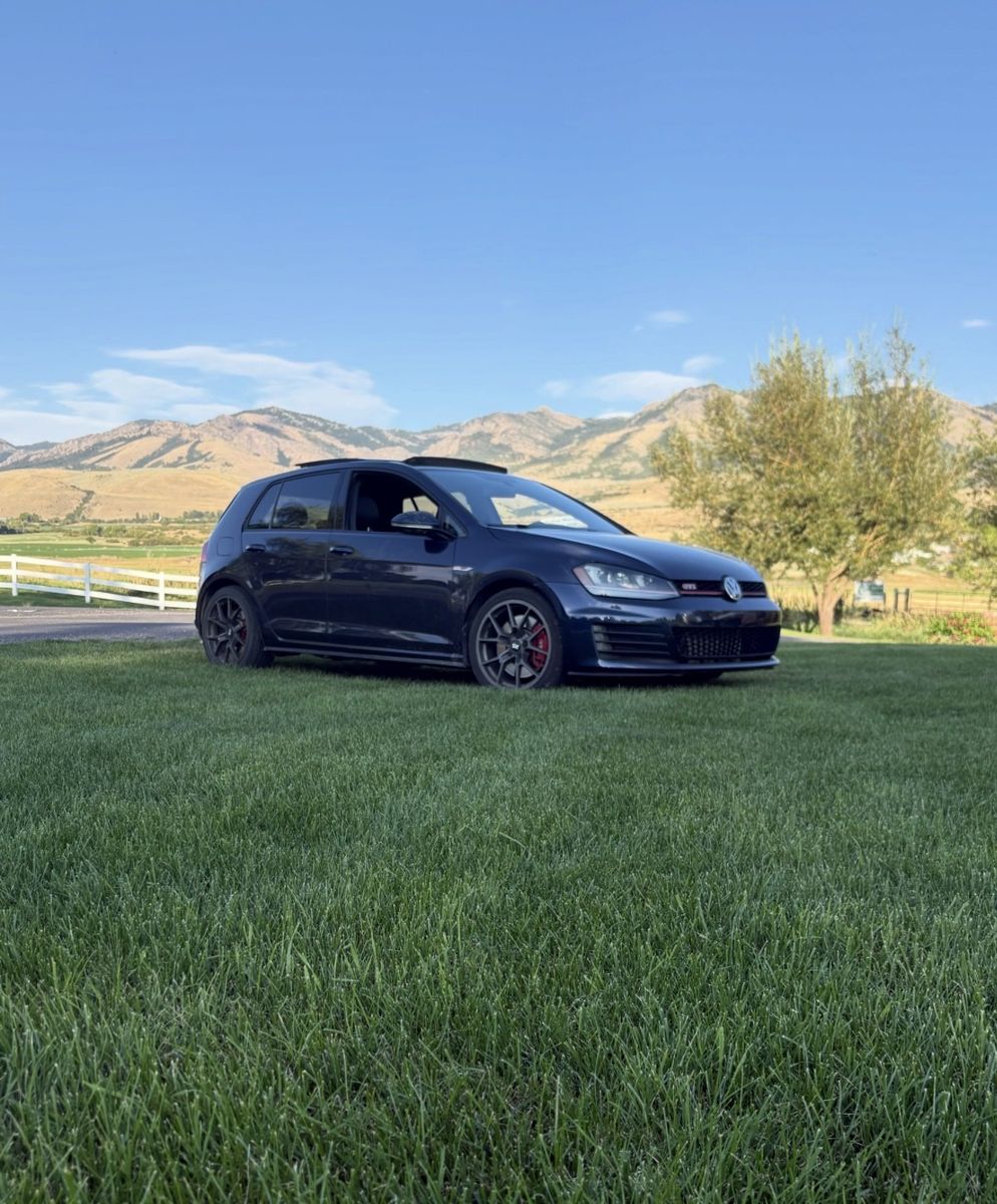 2016 Volkswagen Golf GTI Autobahn