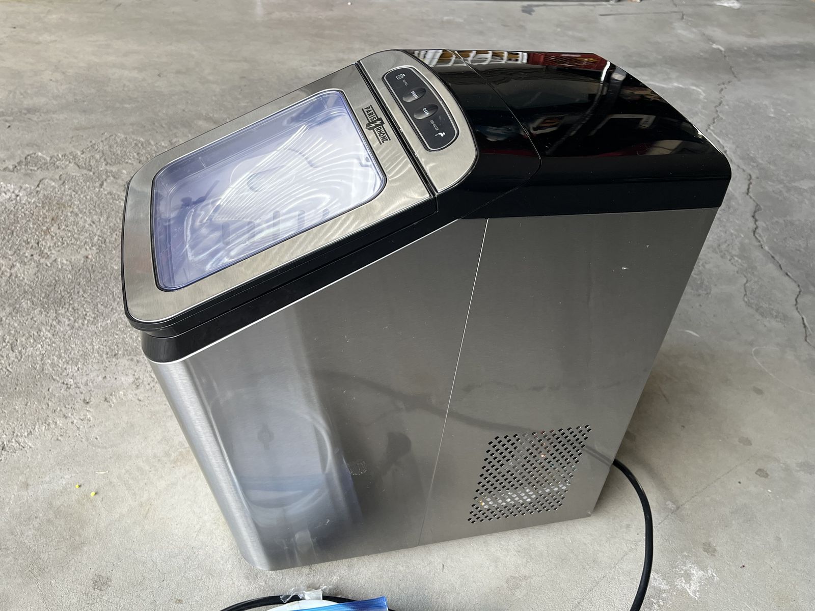 Nugget Ice Maker Countertop, Paris Rhône RARELY USED