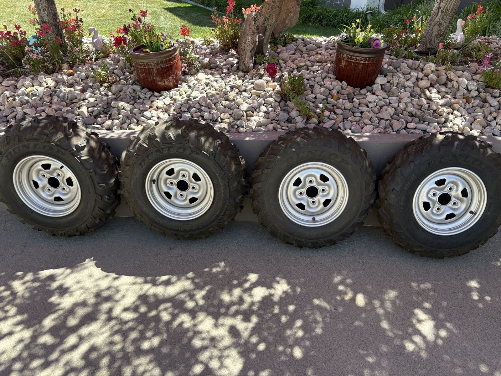 4 Wheelers, wheels and tires