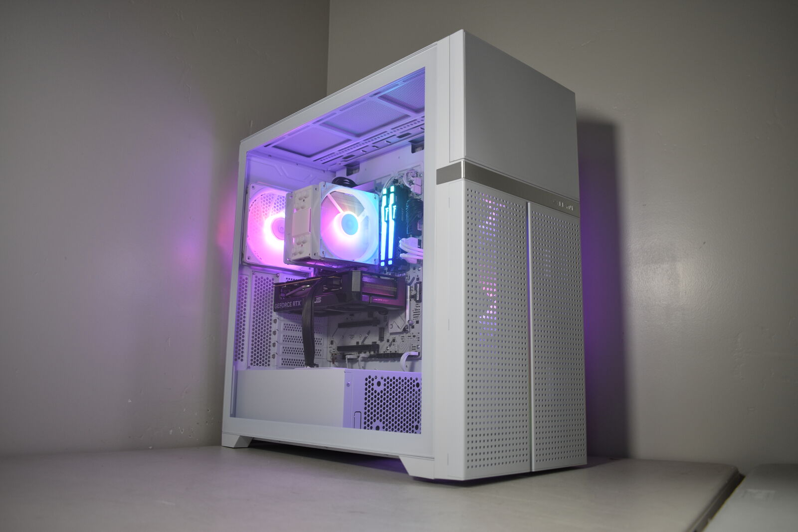 Ryzen 7 8700F | RTX 5060 | 32GB DDR5 | 1TB NVMe | Windows 11 Pro