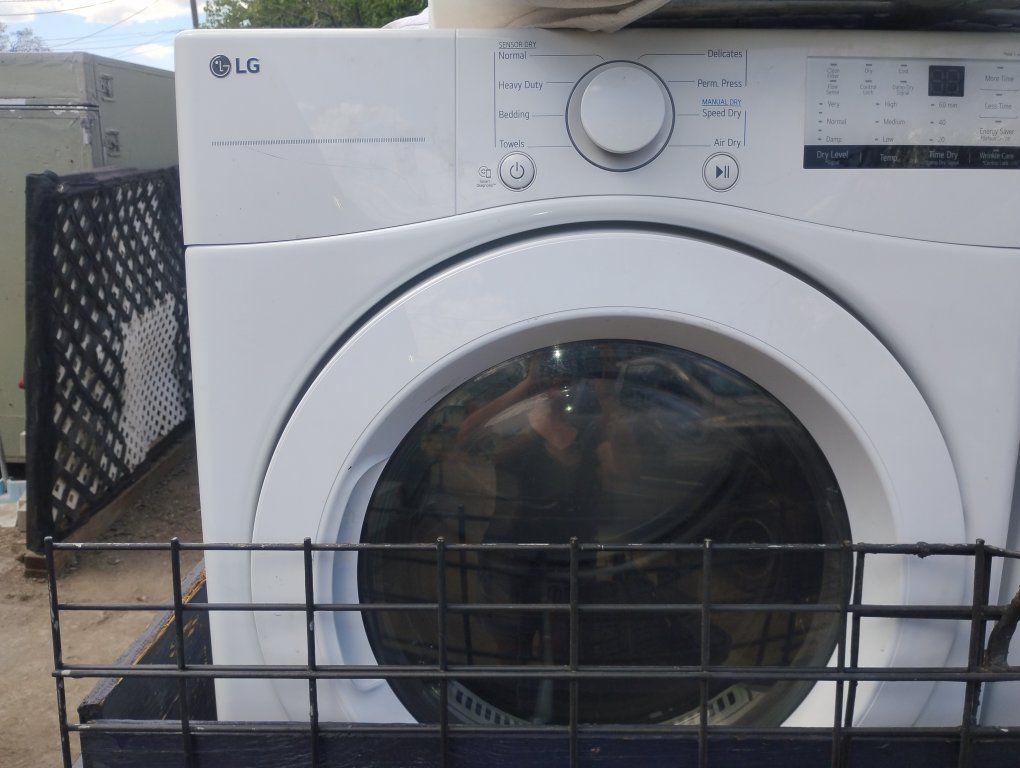 LG washer and dryer 
