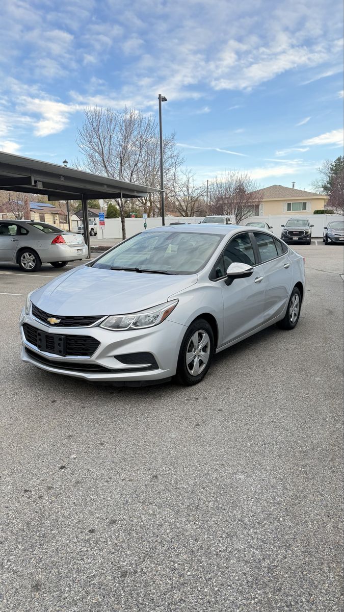 2018 CHEVROLET CRUZE LT