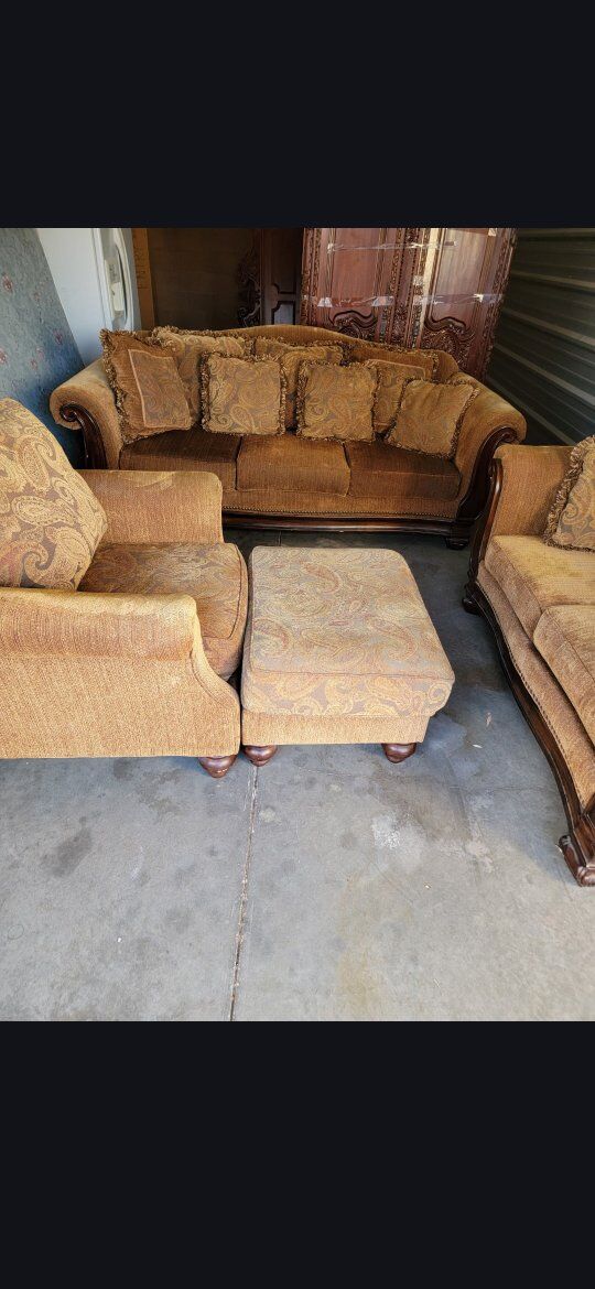 no tears, from smoke and pet free home