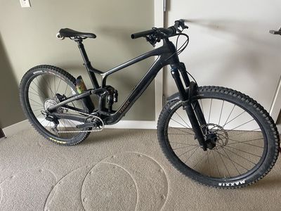 2022 Trek Fuel Ex 8 XL Carbon Mountain Bike Gen 6