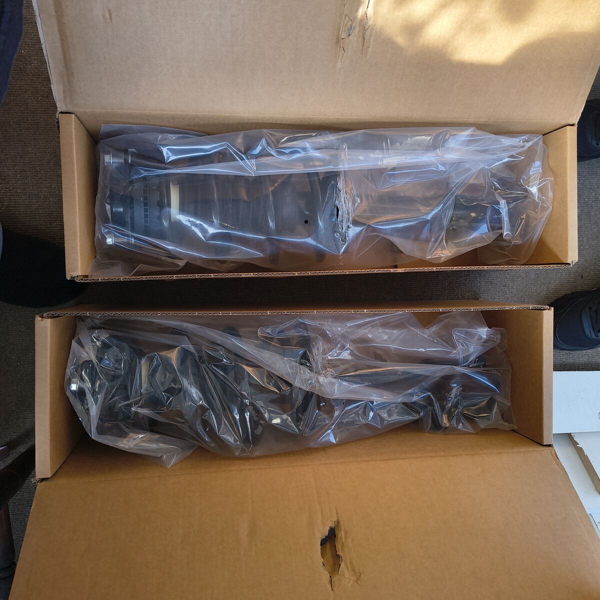 Front struts left and right for Dodge journey 2011-2020