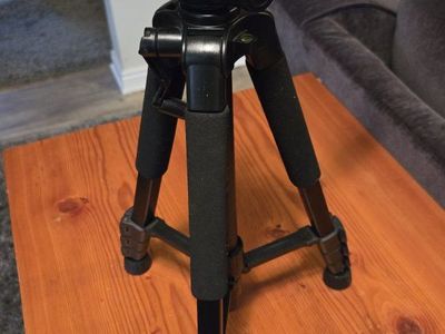 Compact Adjustable Camera Tripod with Quick Release Plate & Level - Black
