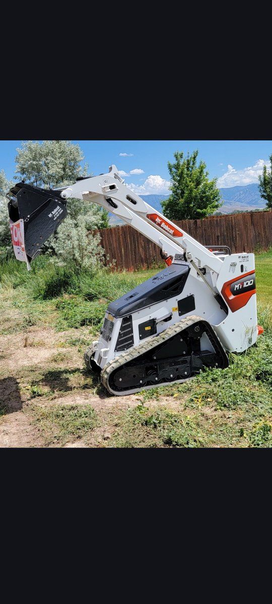 Bobcat MT100 (Dingo)  Mini Track Skid for Rent  (Stand on Track Loader Bobcat Mini Skid) For rent