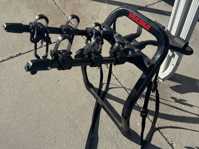 Yakima fullback 3 - car bike rack