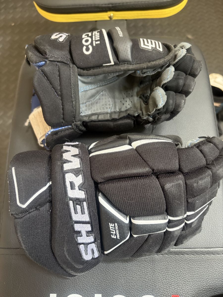 Sherwood Code TMP E-Lite Junior Ice Hockey Gloves 11” Black/White