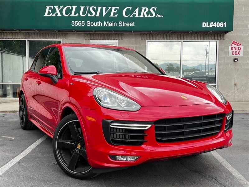 2016 Porsche Cayenne GTS