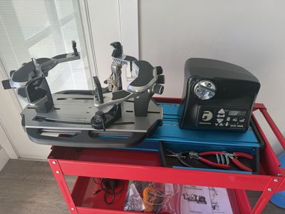 Gamma X-Els electronic racquet stringer