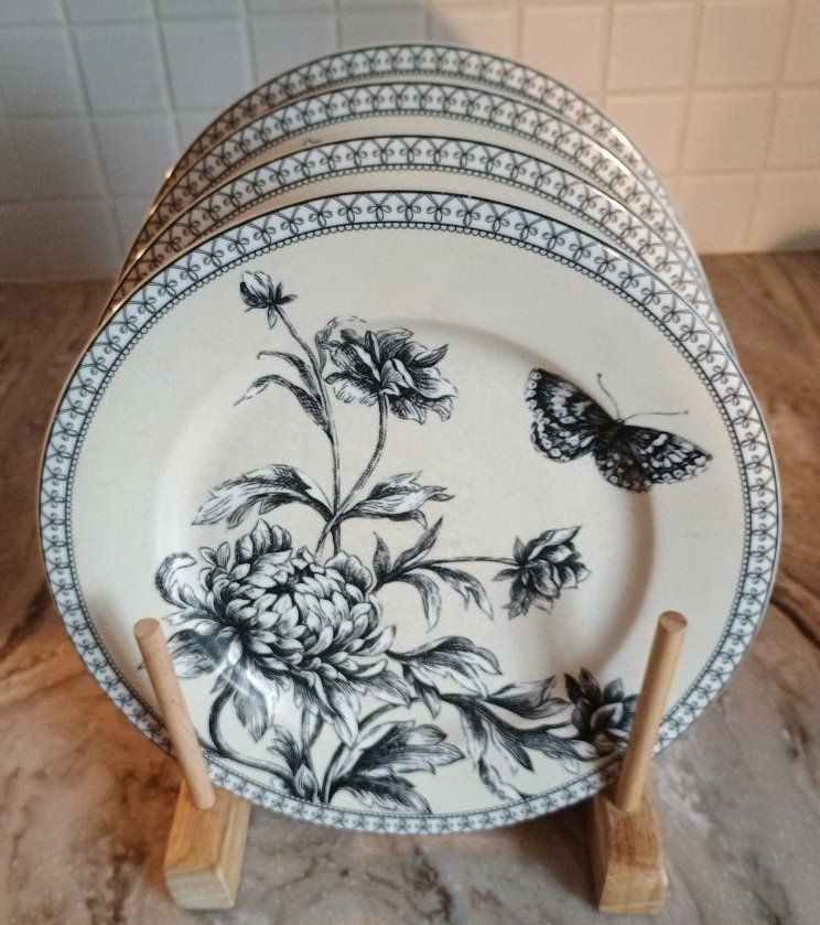 Set of Four Charter Club Salad Plates