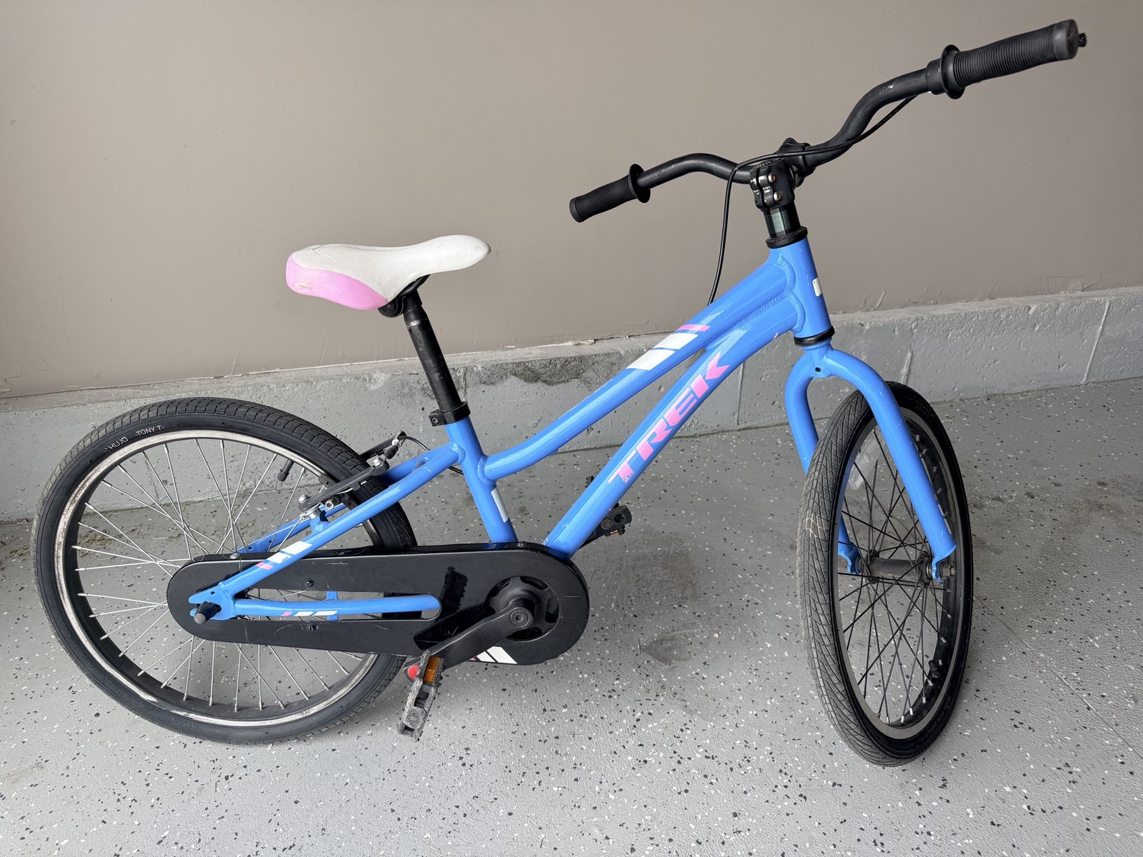 Trek Precaliber 20-inch Kids' Bike - Blue/Pink, Single Speed, Training Wheels Ready