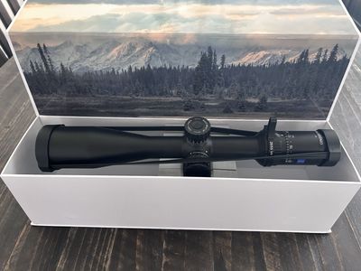Zeiss Conquest V4 6-24x50 Rifle Scope