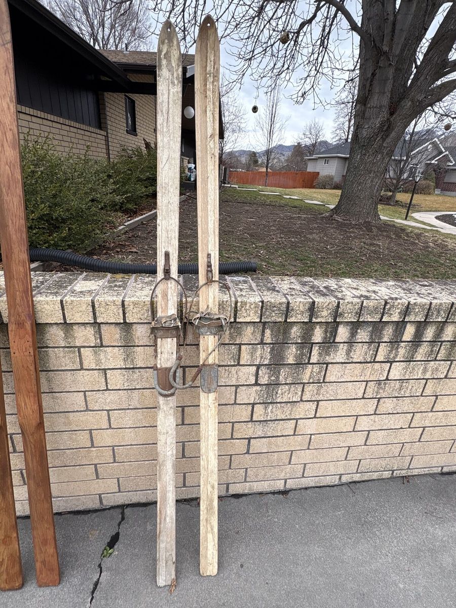 Weathered, antique pair of wooden skis - great wall hanger, decoration, cabin decor