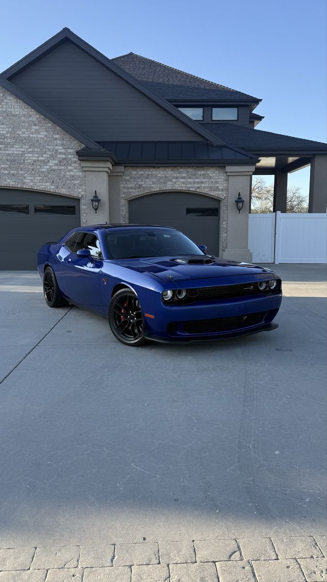 2019 Dodge Challenger 392 Hemi Scat Pack Shaker