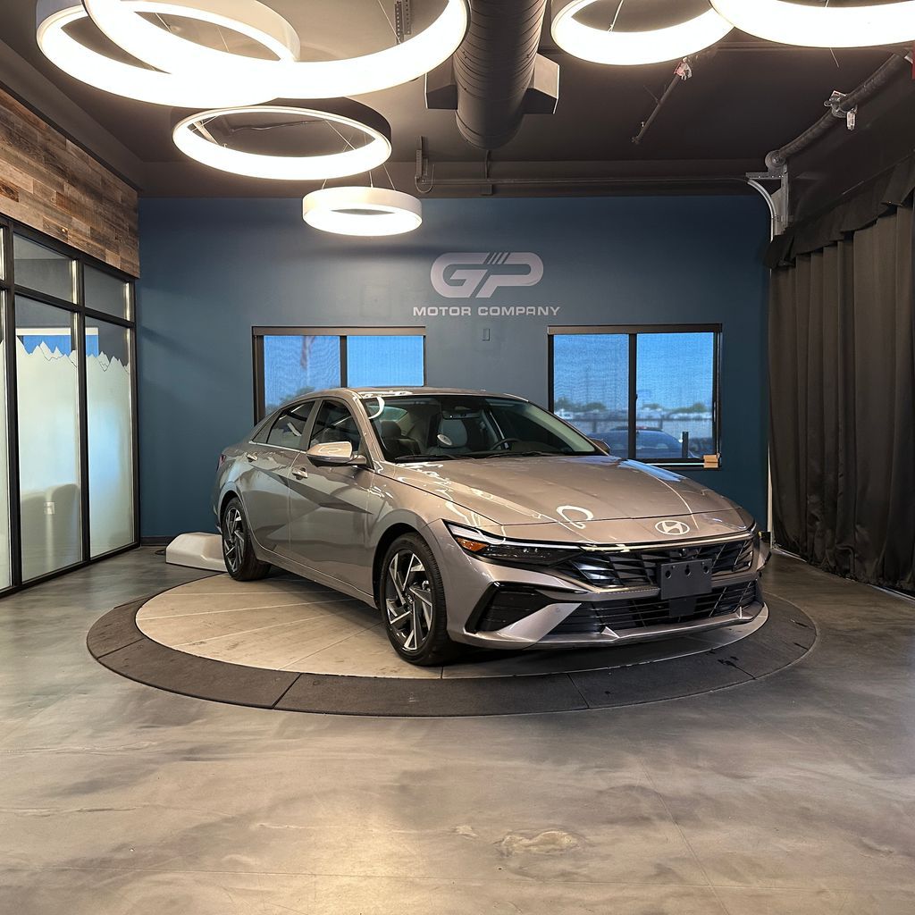 2024 Hyundai Elantra Limited — rebuilt & branded title, 17% below market