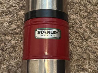 Stanley, vacuum insulated thermos