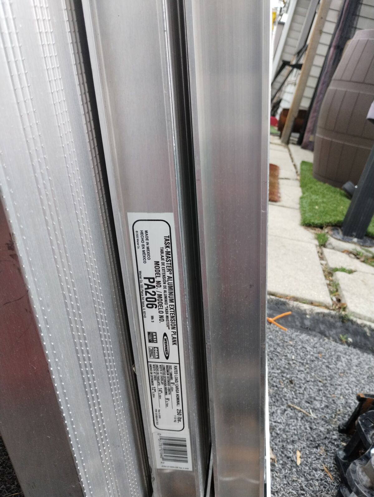 scaffling  planks 1/AND 4 ADJUSABLE PLANKS