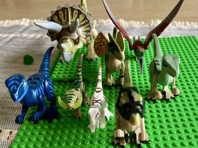 8 LEGO Jurassic World Dinosaur Figures Lot - Triceratops, Velociraptor, Dilophosaurus