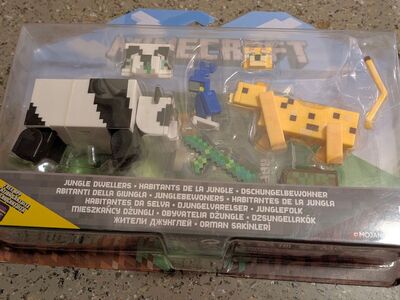 Minecraft Comic Maker JUNGLE DWELLERS Figure Pack Panda Ocelot with Parrot GLC79
