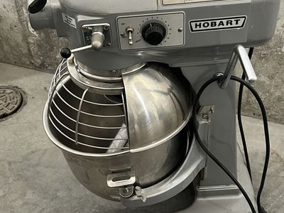 Hobart 20 Qt Mixer
