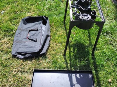 Used 1x Camp Chef 2 Burner Portable Stove, Griddle