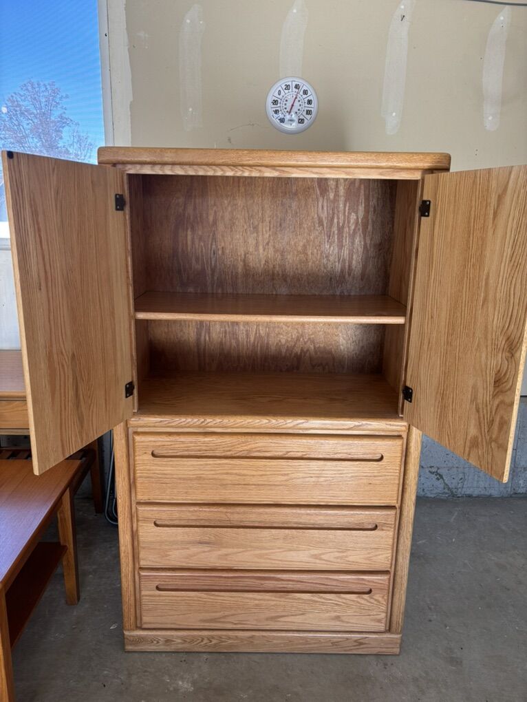 Solid Oak Wardrobe Cabinet