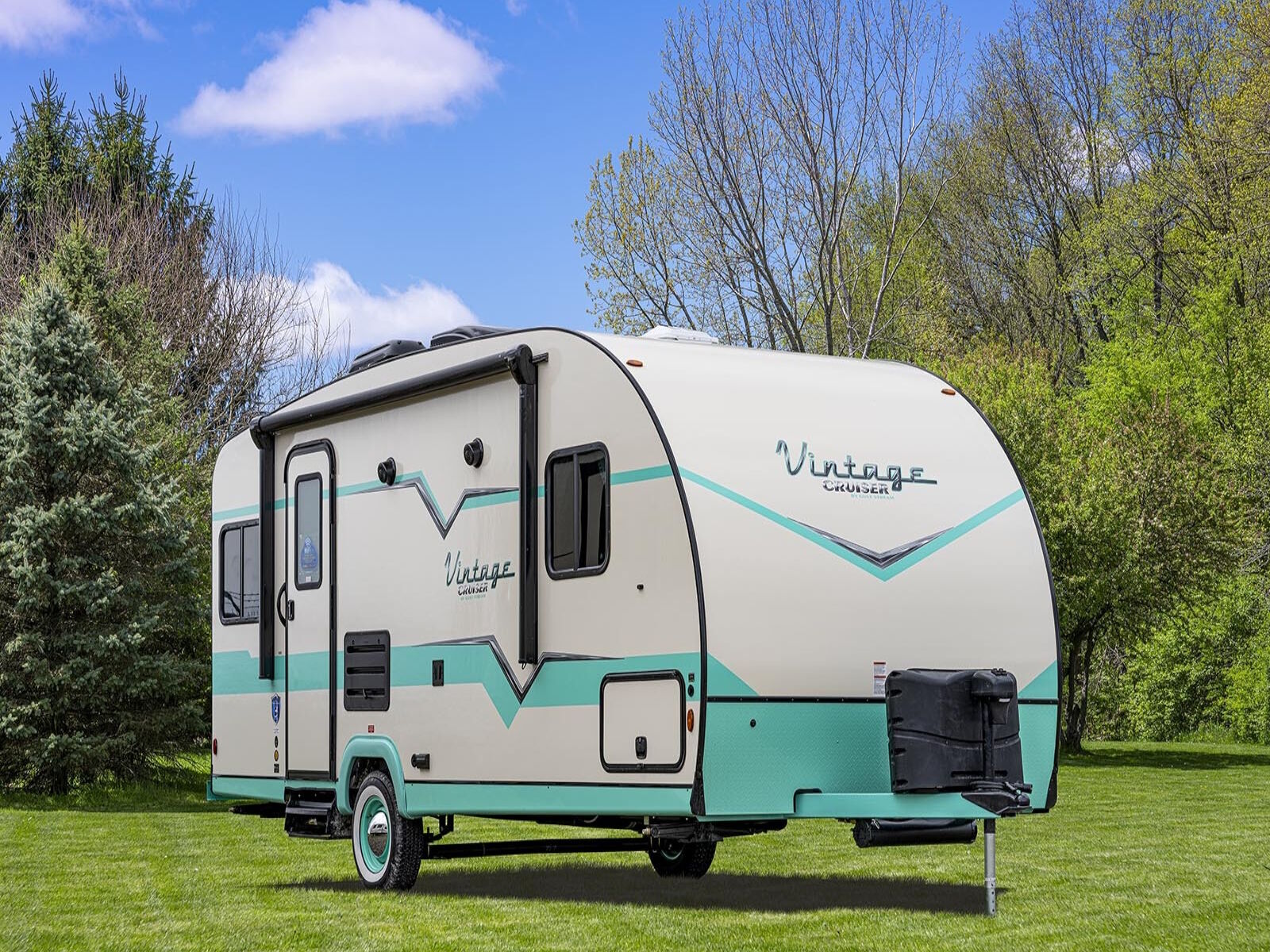 2026 Gulf Stream Coach Vintage Cruiser 19ERD