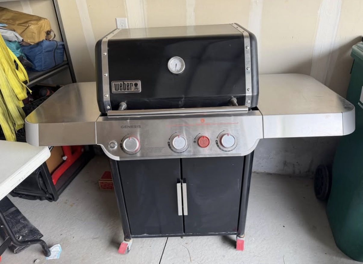 Weber Genesis Natural Gas Grill - Black and Stainless Steel
