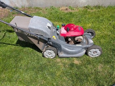 Honda HRX Versamow 4-in-1 Self-Propelled Gas Walk-Behind Lawn Mower w/ Bag