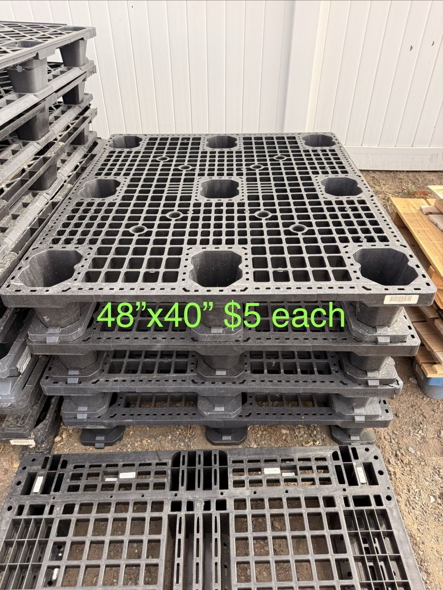 Plastic Pallets