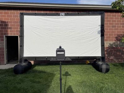 RENT Outdoor Movie Setup