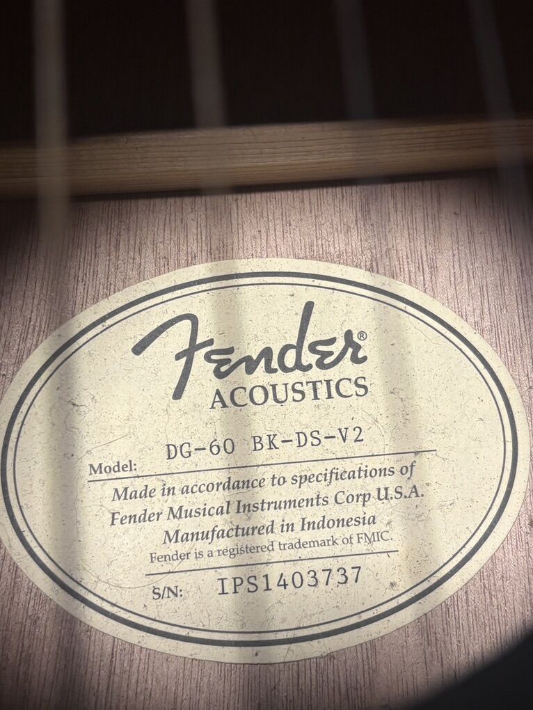 Fender Dreadnought V2