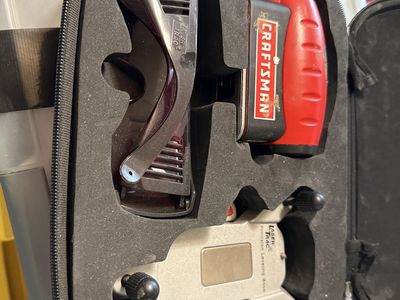 Laser level
