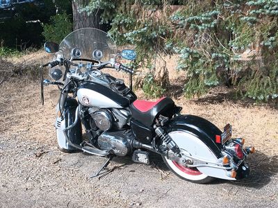 2004 Kawasaki Drifter 1500 Cruiser Motorcycle - Black & White, Custom Exhaust, Windshield